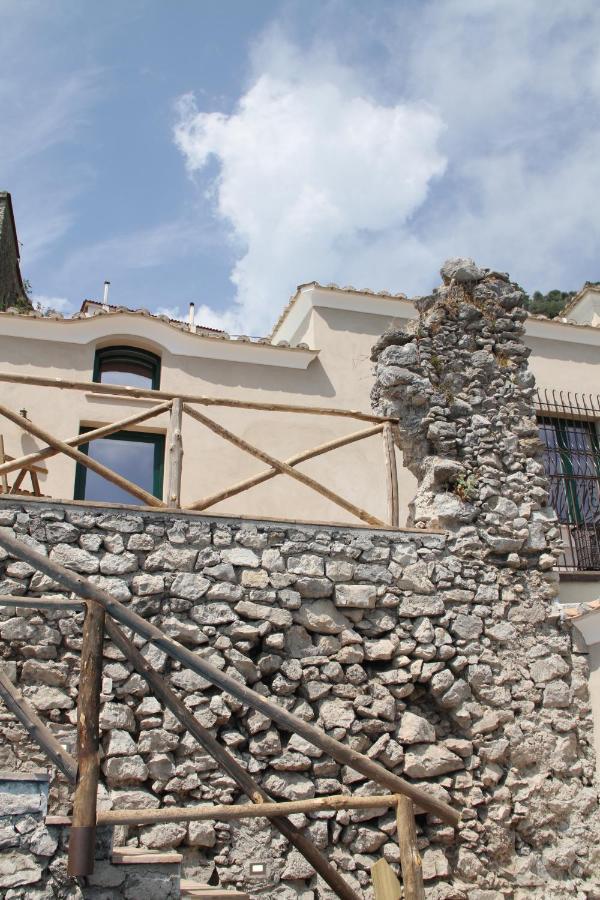 Villa Ami Скала Екстериор снимка