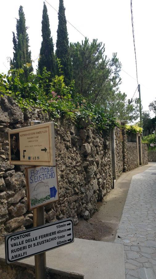 Villa Ami Скала Екстериор снимка
