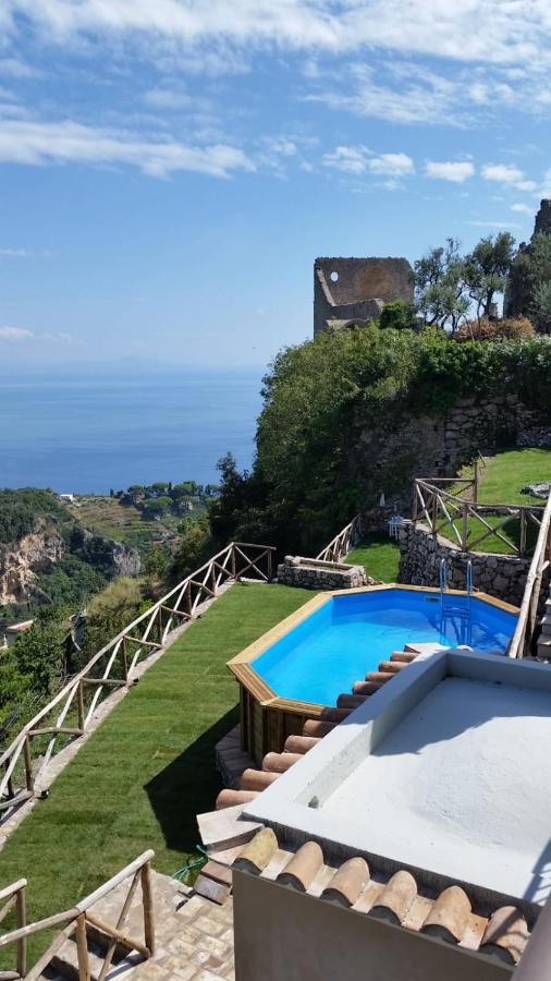 Villa Ami Скала Екстериор снимка