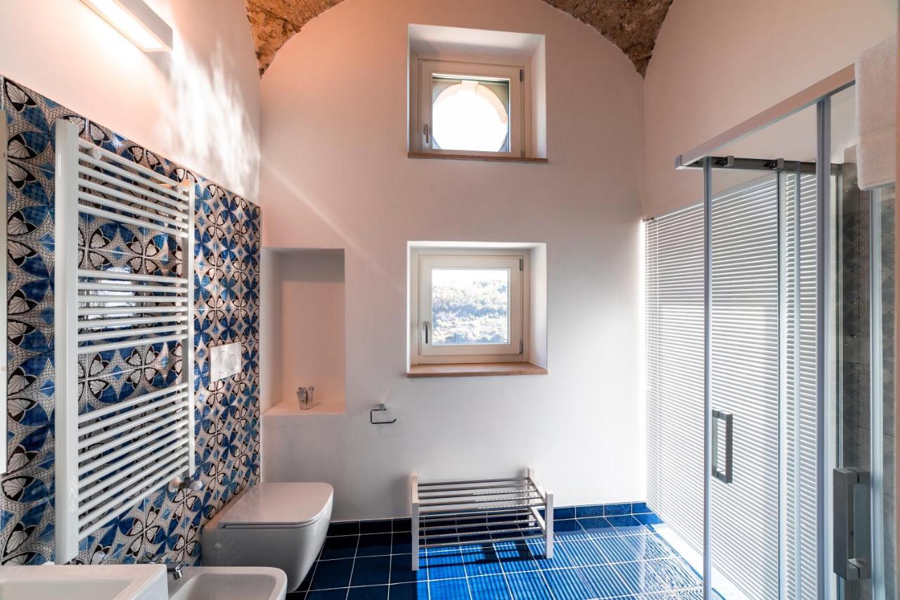 Villa Ami Скала Екстериор снимка